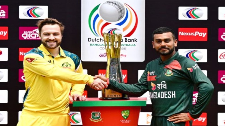 অস্ট্রেলিয়ার বিপক্ষে টস হেরে ব্যাটিংয়ে বাংলাদেশ