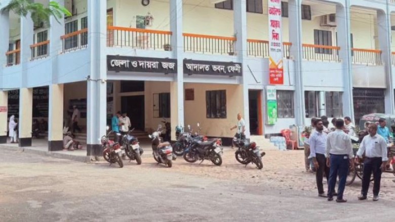 একে অপরের বিরুদ্ধে মামলা, কারাগারে স্বামী-স্ত্রী